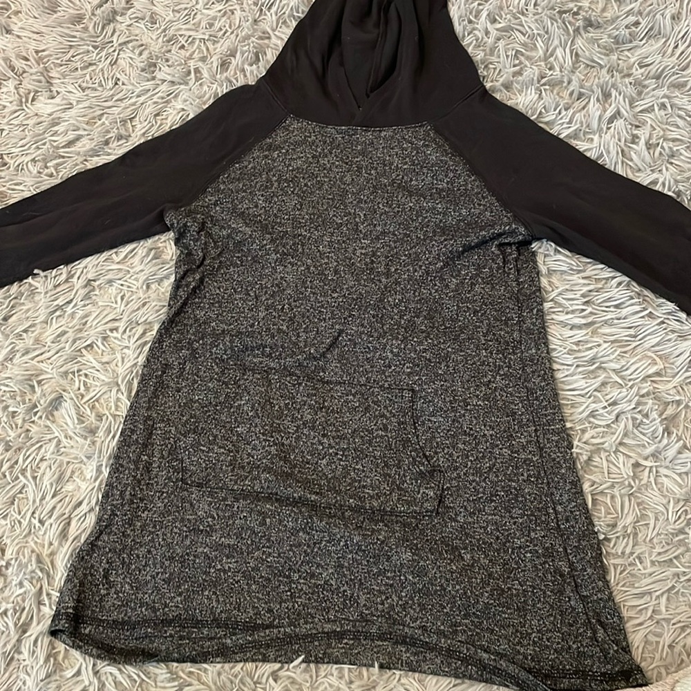 Girls justice gray and black lightweight hoodie size 12